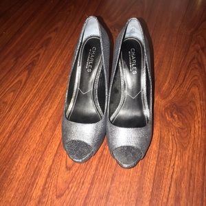 Charles David metallic snake pattern 4 inch heel